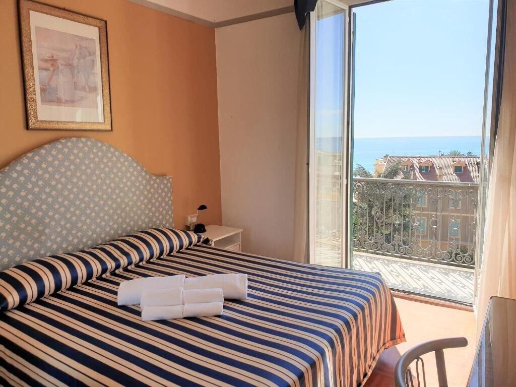 Hotel Morandi Sanremo Esterno foto