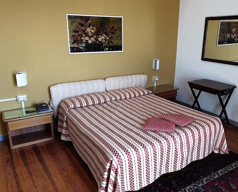Hotel Morandi Sanremo Esterno foto